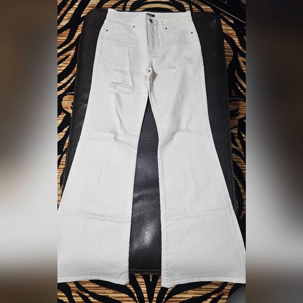 New Without Tag 70'S Flare Size 6R from EXPRESS White Flare Jeans